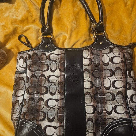 Coach signature tote - Picture 2 of 4